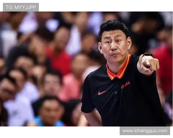 李楠禁赛期将满三大球队争抢签约首钢或成冷门选择